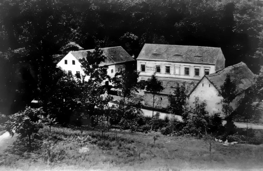 Historie Černodolského mlýna